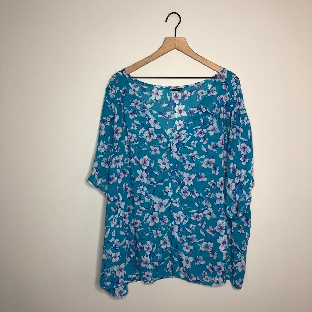 TORRID short sleeve top